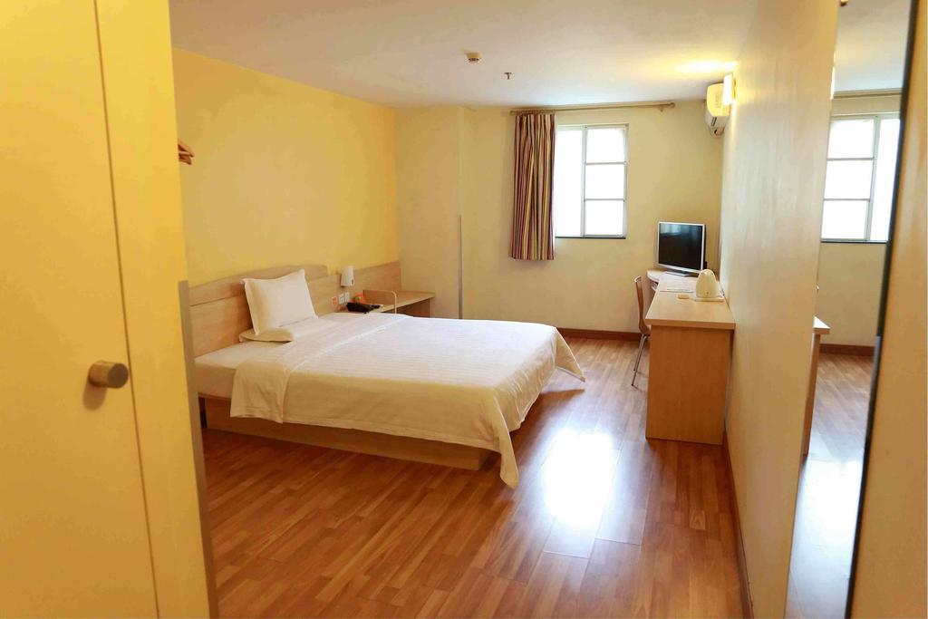 7Days Inn Yueyang East Maoling Pedestrain Street 외부 사진