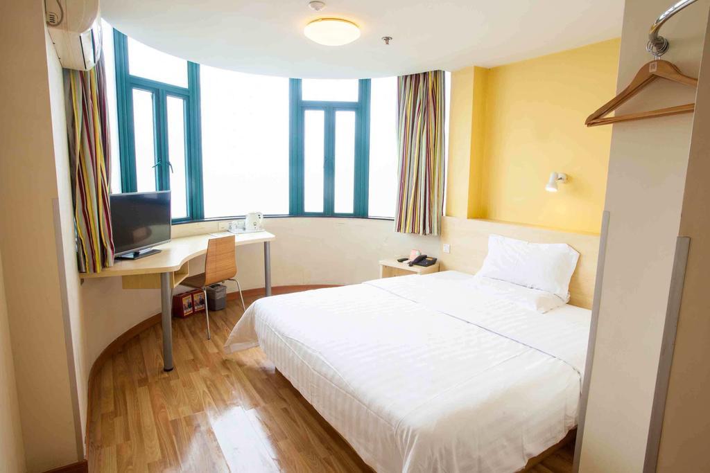 7Days Inn Yueyang East Maoling Pedestrain Street 외부 사진