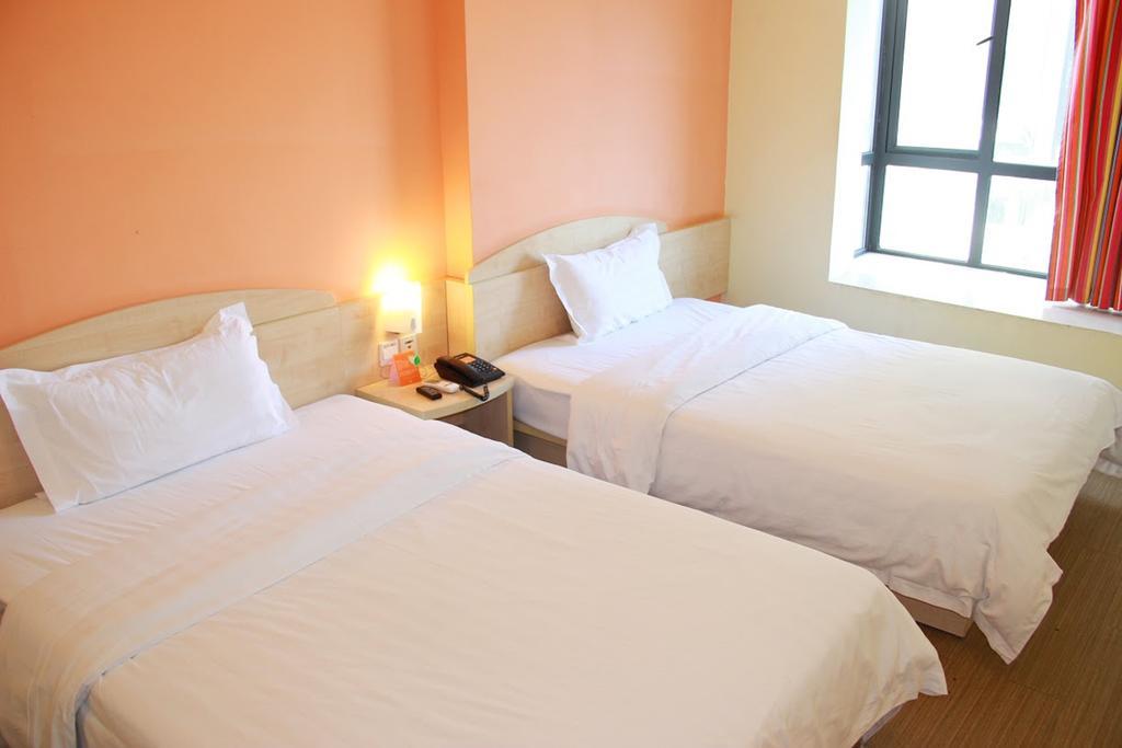 7Days Inn Yueyang East Maoling Pedestrain Street 외부 사진