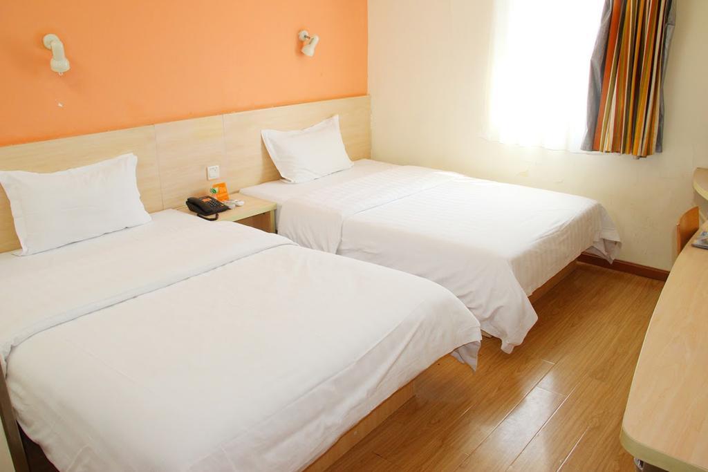 7Days Inn Yueyang East Maoling Pedestrain Street 외부 사진