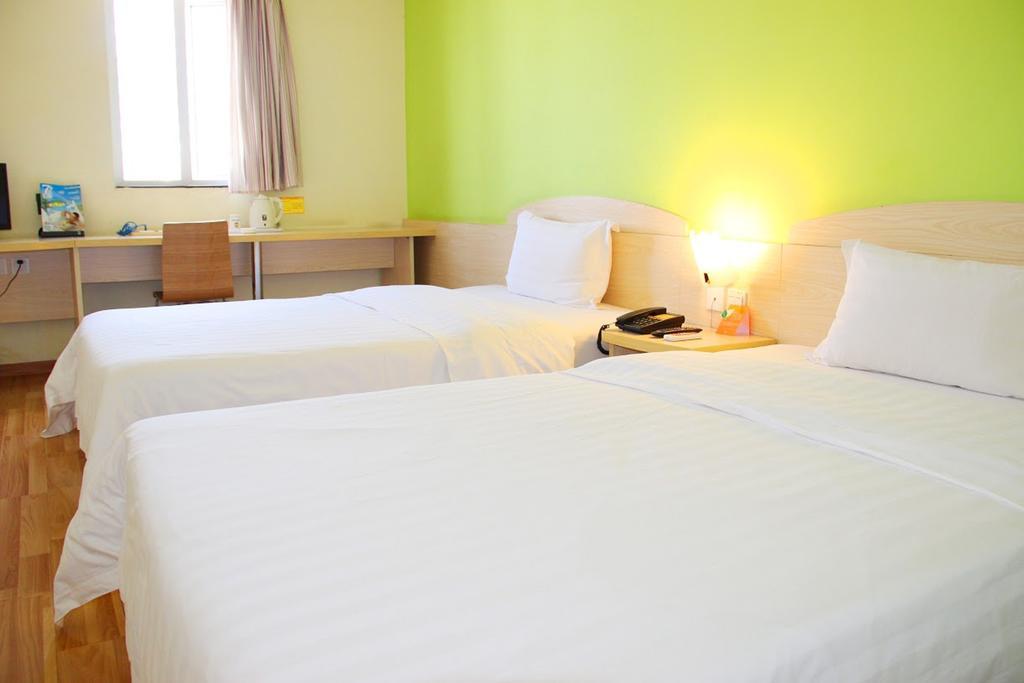 7Days Inn Yueyang East Maoling Pedestrain Street 외부 사진